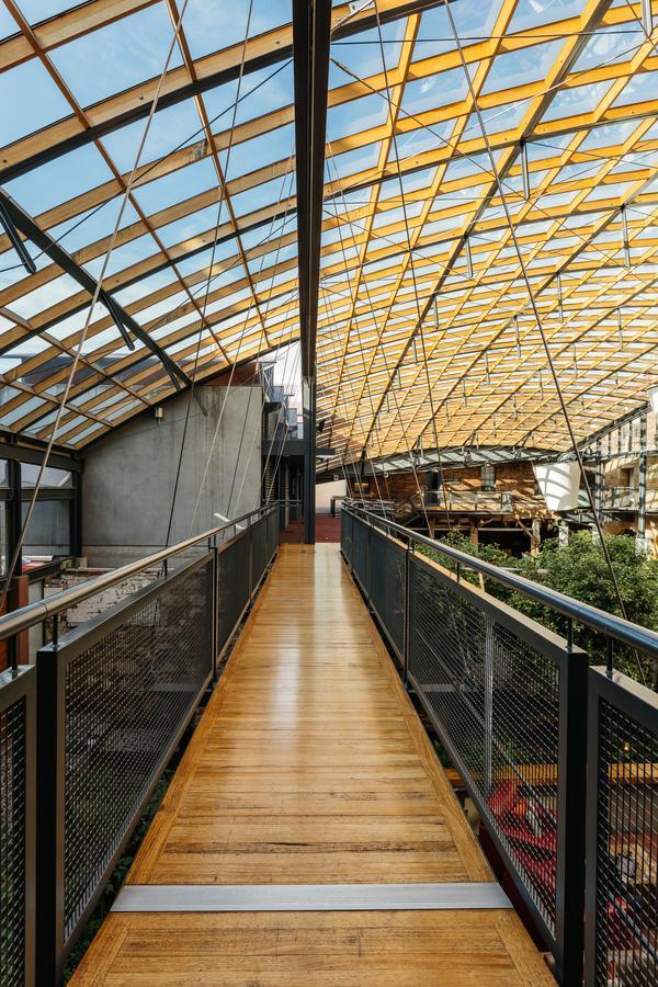 The Henry Jones Art Hotel Hobart Esterno foto Skywalk
